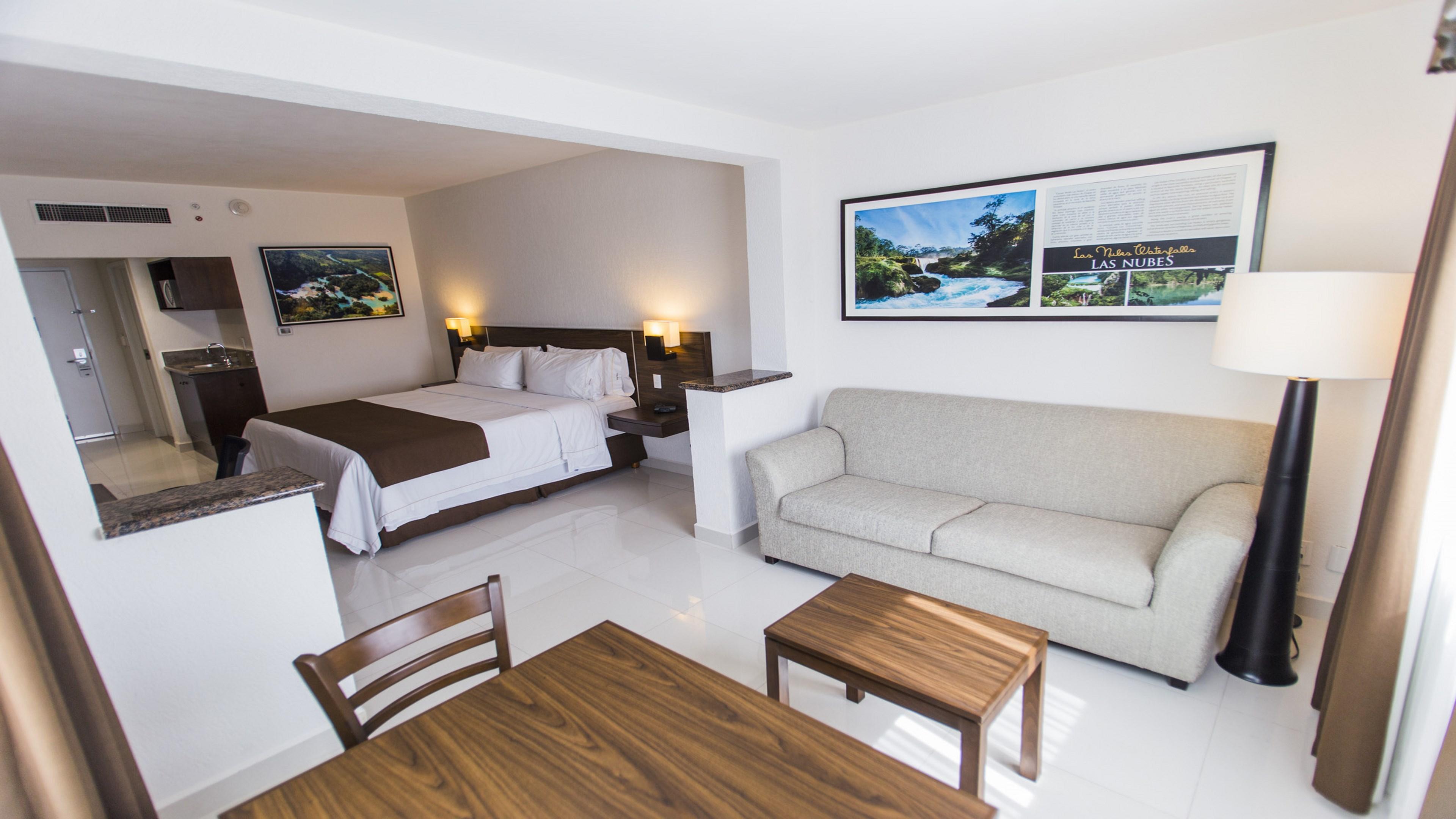 Hotel Express La Marimba By Ihg